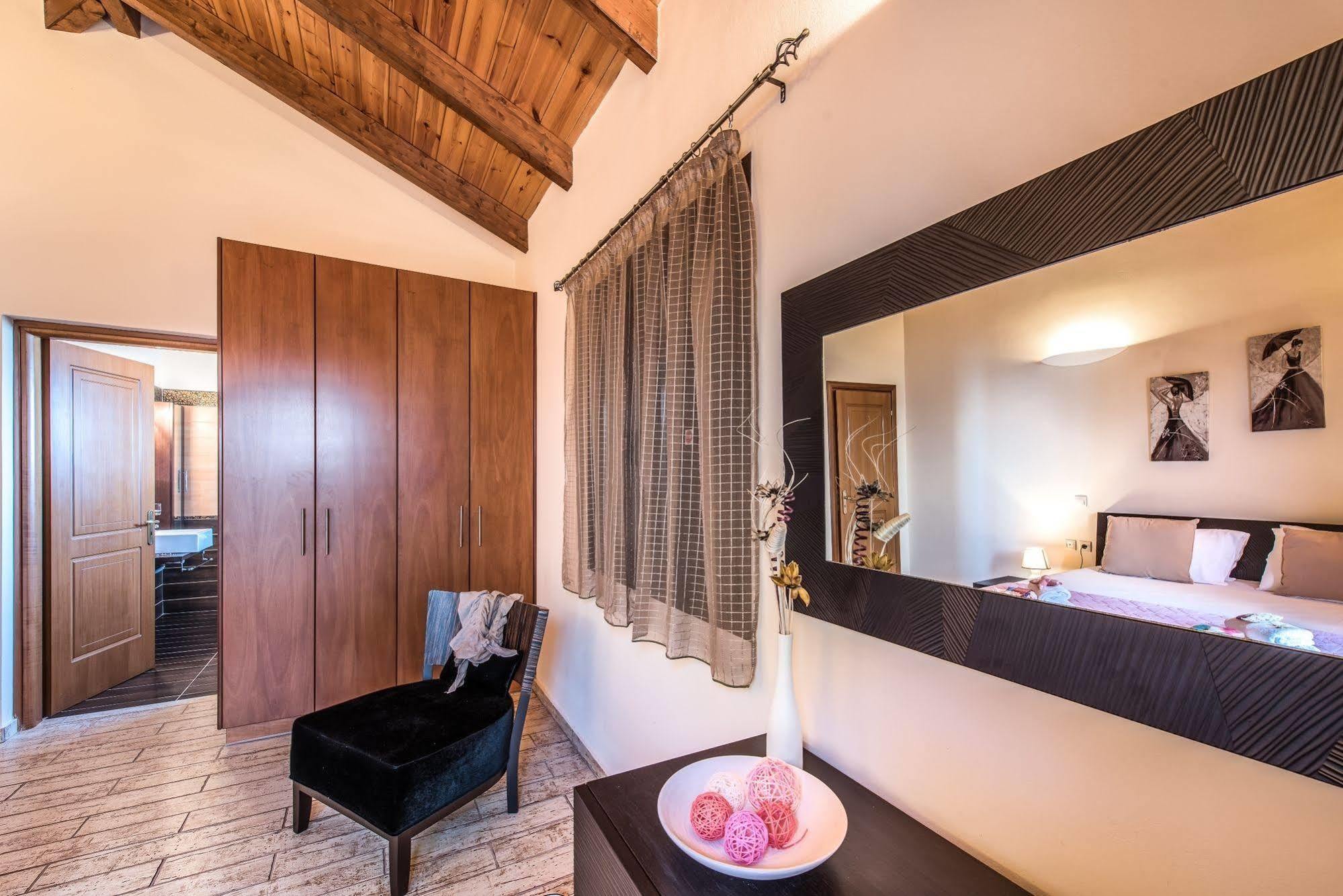 Astarte Villas - Kyveli Villa Vanato Ngoại thất bức ảnh